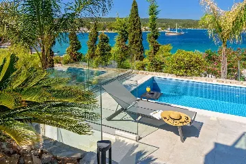 3-Bedroom Villa with Private Pool in Nečujam