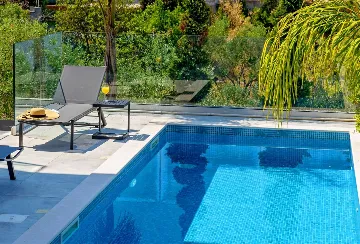 3-Bedroom Villa with Private Pool in Nečujam