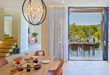 3-Bedroom Villa with Private Pool in Nečujam