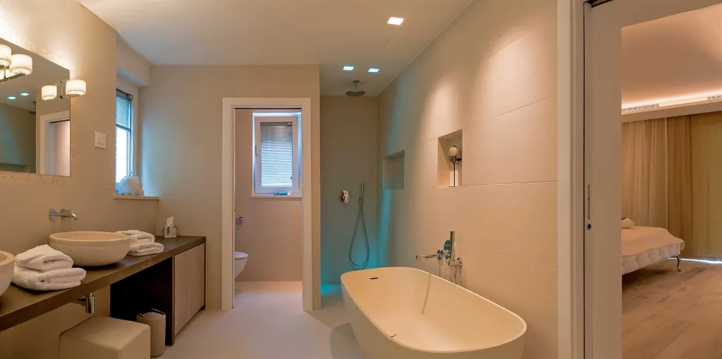 Seafront Villa for Up to 12 Guests in Selca