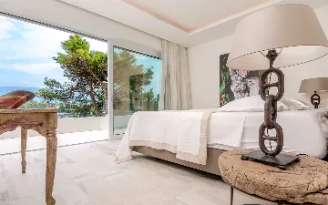Seafront Villa for Up to 12 Guests in Selca