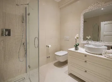 Villa in Primošten for 14 Guests with Heated Pool