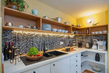 Beachfront Villa in Orebić for 5 Guests