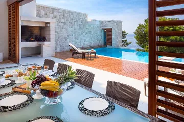 Heated Infinity Pool Villa for 10 Guests in Brela