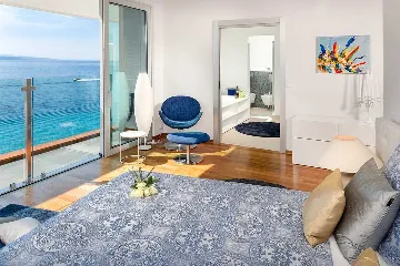 Heated Infinity Pool Villa for 10 Guests in Brela