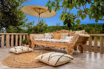 4-Bedroom Villa with Private Heated Pool in Sumartin