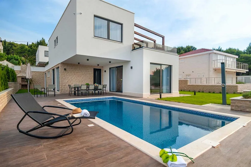 Modern Villa in Trogir for Up to 11 Guests
