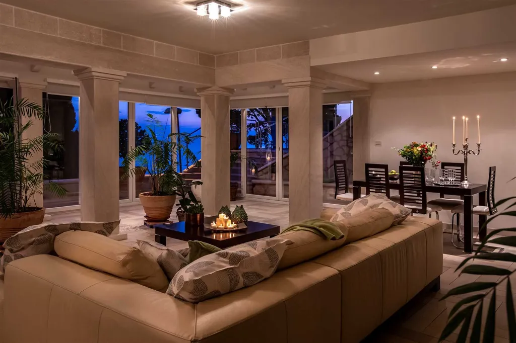 6-Bedroom Sea-View Villa in Dubrovnik