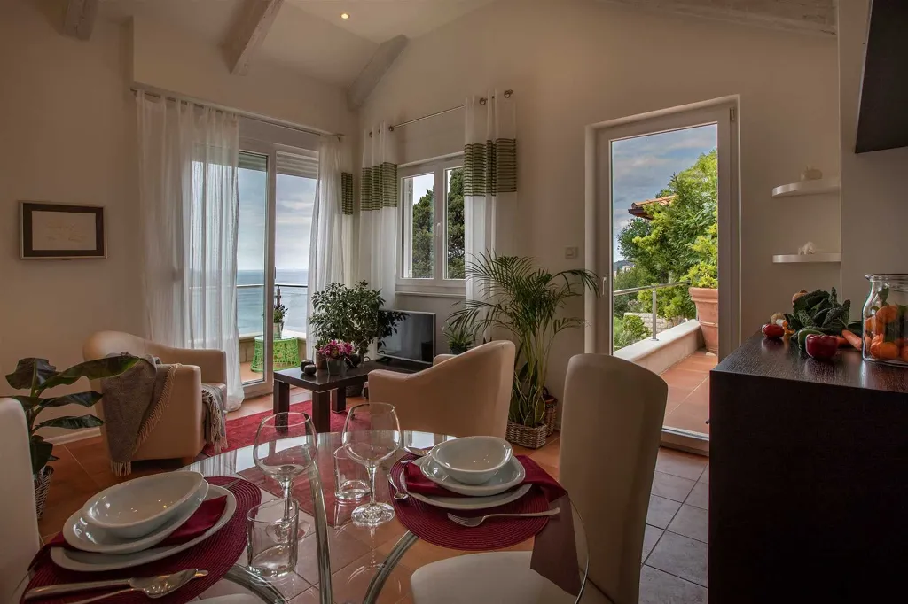 6-Bedroom Sea-View Villa in Dubrovnik