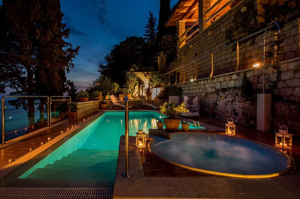 6-Bedroom Sea-View Villa in Dubrovnik