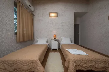 4-Bedroom Villa in Bol for Up to 10 Guests