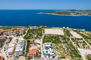 Sevid 3-Bedroom Villa with Private Heated Pool