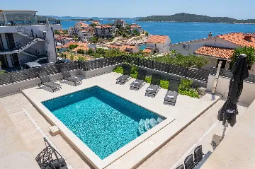 Sevid 3-Bedroom Villa with Private Heated Pool