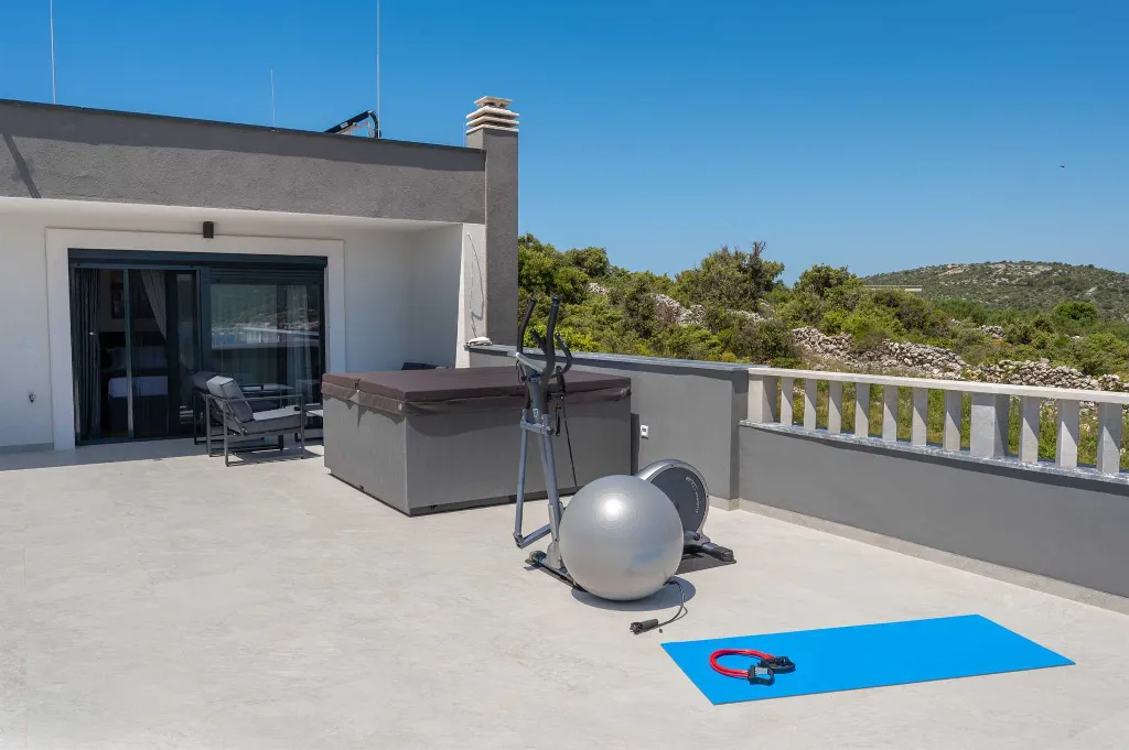Sevid 3-Bedroom Villa with Private Heated Pool