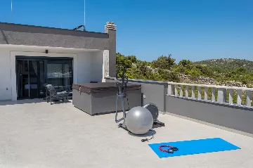 Sevid 3-Bedroom Villa with Private Heated Pool