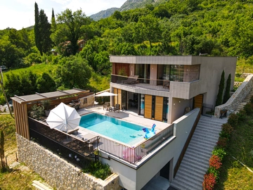 Dubrovnik 3-Bedroom Villa with Private Pool