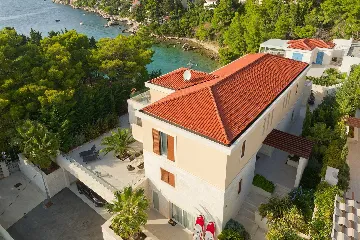 5-Bedroom Villa in Hvar for up to 10 Guests