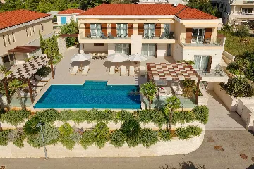 5-Bedroom Villa with Heated Pool in Hvar