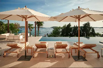 5-Bedroom Villa with Heated Pool in Hvar