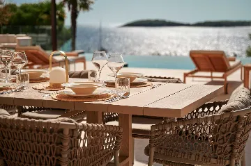 5-Bedroom Villa with Heated Pool in Hvar