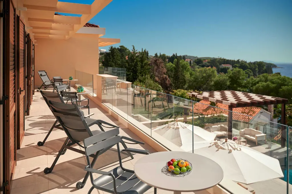 5-Bedroom Villa with Heated Pool in Hvar