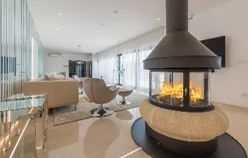 Kaštelir Villa for Up to 11 Guests with Heated Pool