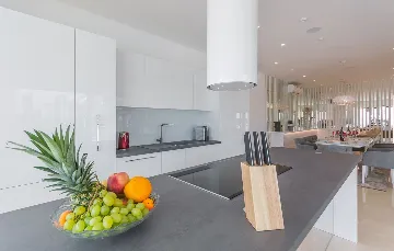 Kaštelir Villa for Up to 11 Guests with Heated Pool