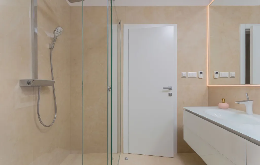 Kaštelir Villa for Up to 11 Guests with Heated Pool