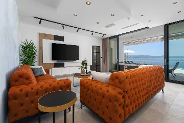 Omiš 5-Bedroom Villa with Heated Infinity Pool