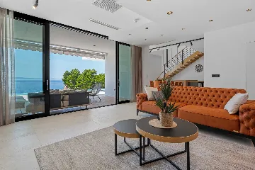 Omiš 5-Bedroom Villa with Heated Infinity Pool