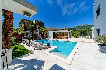 Kaštel Stari Villa for up to 12 Guests with Pool