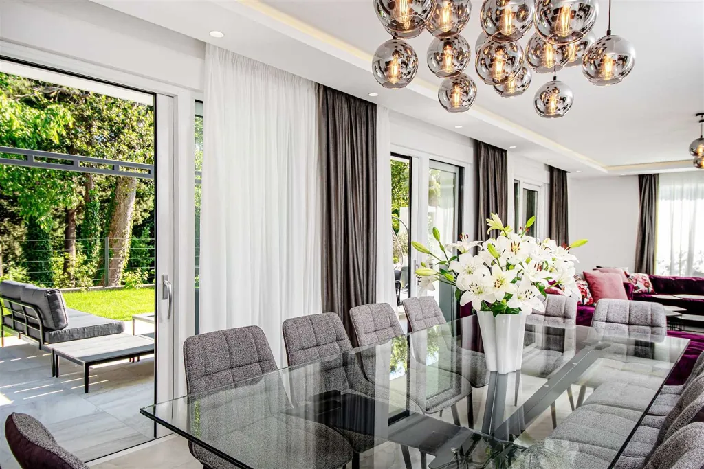 Kaštel Stari Villa for up to 12 Guests with Pool
