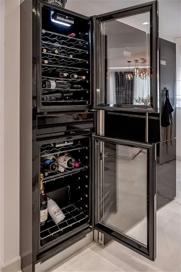 Kaštel Stari Villa for up to 12 Guests with Pool