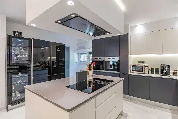 Kaštel Stari Villa for up to 12 Guests with Pool