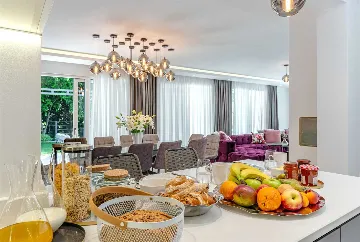 Kaštel Stari Villa for up to 12 Guests with Pool