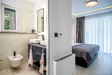 Kaštel Stari Villa for up to 12 Guests with Pool