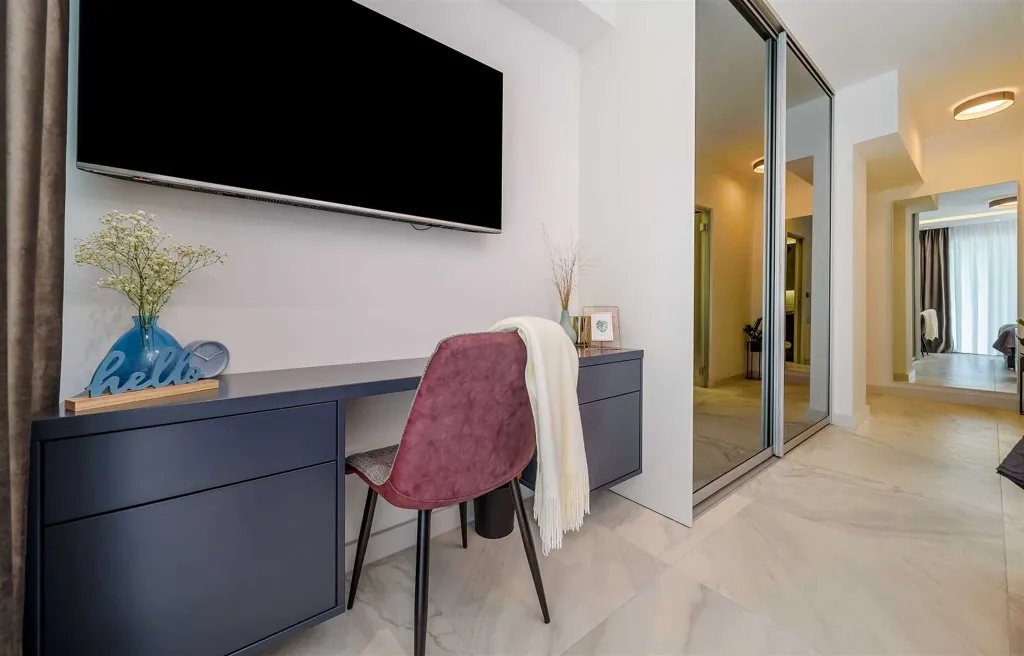 Kaštel Stari Villa for up to 12 Guests with Pool