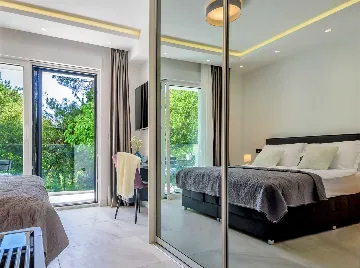 Kaštel Stari Villa for up to 12 Guests with Pool