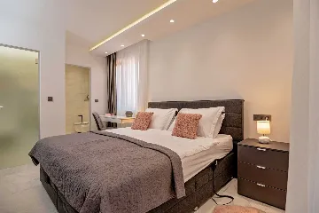 Kaštel Stari Villa for up to 12 Guests with Pool