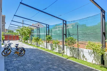 Kaštel Stari Villa for up to 12 Guests with Pool