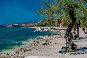 Kaštel Stari Villa for up to 12 Guests with Pool