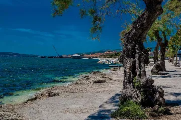 Kaštel Stari Villa for up to 12 Guests with Pool