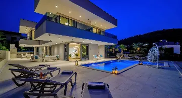 4-Bedroom Villa in Marina for Up to 8 Guests