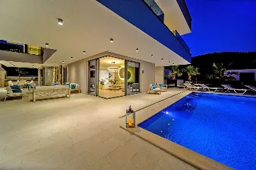 4-Bedroom Villa in Marina for Up to 8 Guests