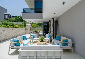 4-Bedroom Villa in Marina for Up to 8 Guests