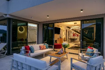 4-Bedroom Villa with Indoor Heated Pool in Marina