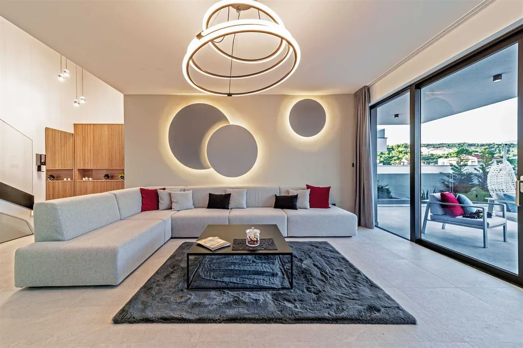 4-Bedroom Villa with Indoor Heated Pool in Marina
