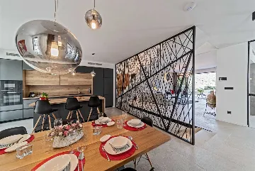 4-Bedroom Villa with Indoor Heated Pool in Marina