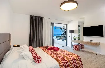 4-Bedroom Villa with Indoor Heated Pool in Marina