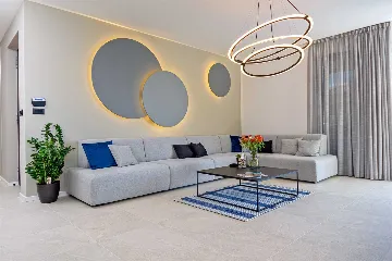 Villa in Marina with Heated Pool for 8 Guests